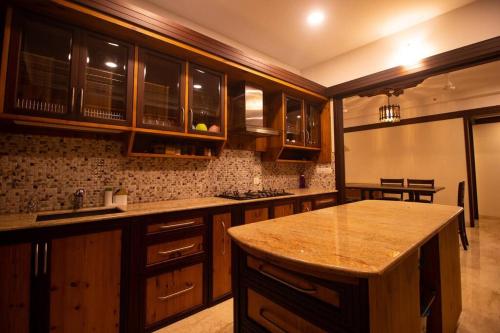 Luxury Hill Top Apartment by EWA Properties in Urwa