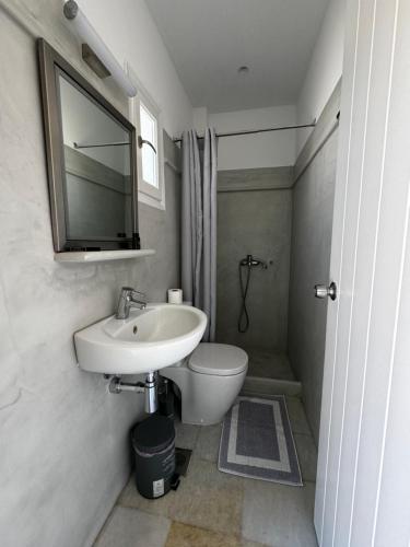 Far Out Village Hotel - image 9