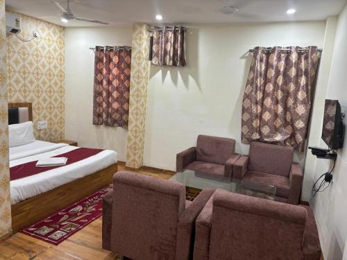 Hotel ARRAJ, Raipur