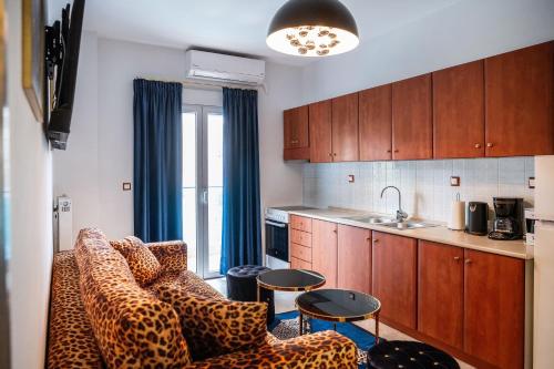 Luxury Suites - image 12