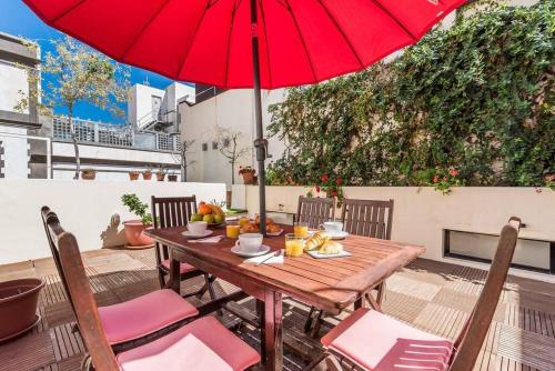 Three-Bedroom House room in Santa barbara vegueta