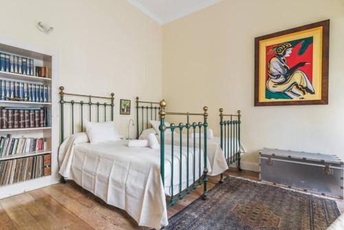 Three-Bedroom House image 6