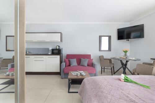 Avangard 138 Apartament Przy Promenadzie i Plaży Świnoujście by Noclegi Renters - image 3