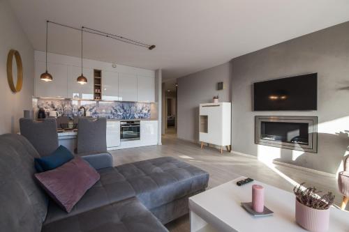 Bukowa Apartment with Parking and Mountain View in Wisła by Noclegi Renters, Wisła
