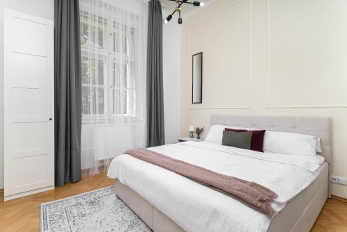 1# Fancy share Apartment with Own Bathroom, Prague (photo 9)