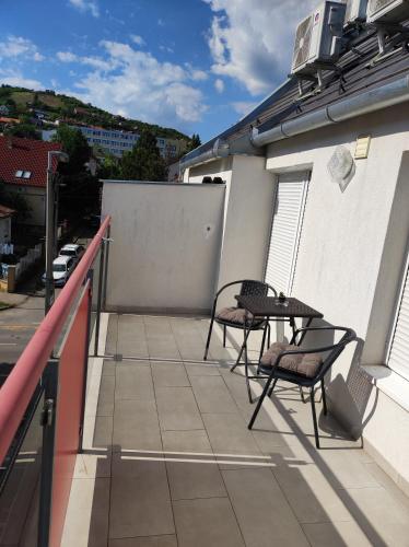 parveke/terassi, Hegin Szigeti Apartman in Pécs