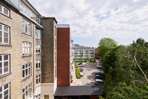 Beautiful 3-bed in top Østerbro location Beautiful 3-bed in top Østerbro location