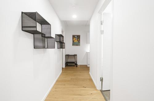 Beautiful 2-bed wbalcony in North Harbour - image 2