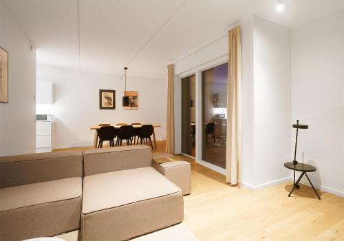 Beautiful 2-bed wbalcony in North Harbour Beautiful 2-bed wbalcony in North Harbour