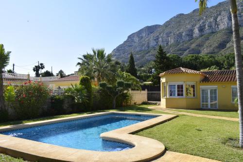 Chalet image 4