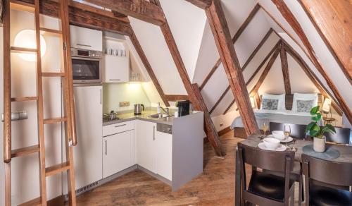 3 Epoques - main image