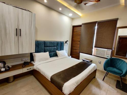 Monga Dreams- 120 Meters From Golden Temple