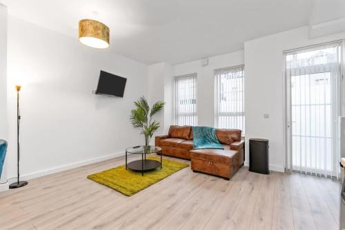 Spacious 1 Bed Apartment in Belfast East Village