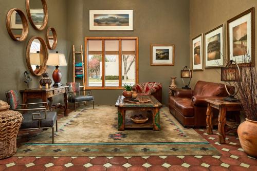 Hilton Tapestry Collection, Hotel Don Fernando De Taos