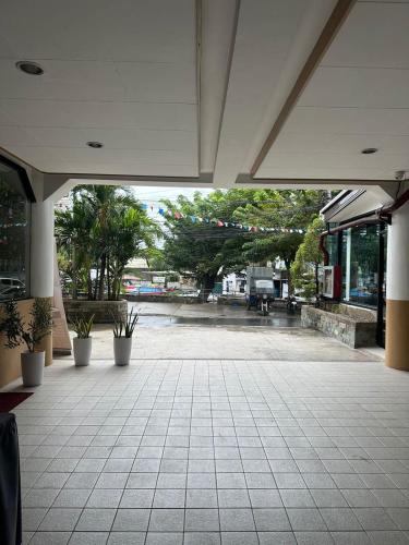 Cebu Pensione Plaza – Cebu City, IL