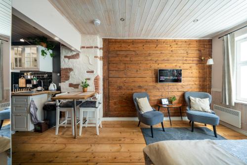 Garden Studio next to Telliskivi & Old Town, Tallin