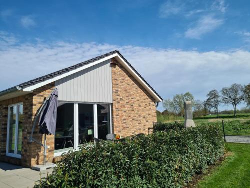 Haus Schwalbennest - Ferienhaus an der Nordsee in Sehestedt, Deutschland