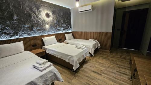1 double bed