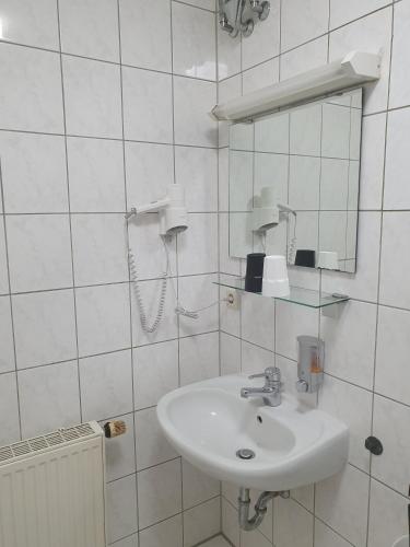 CityPark Hotel - image 2