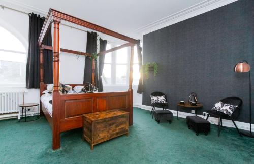 Carlton Hotel in Форрс