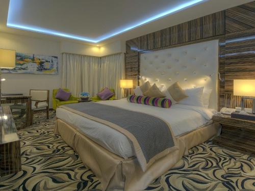 Orchid Vue Hotel - image 9