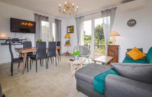 2 Bedroom Beautiful Home In San-Giuliano in San-Giuliano