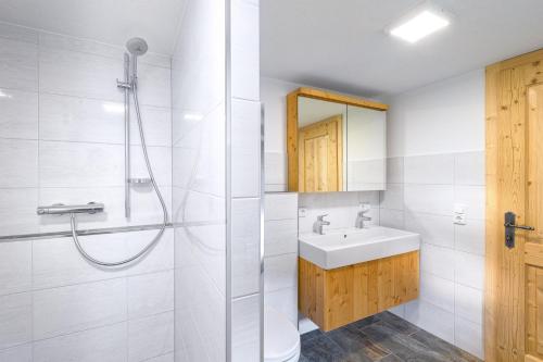 Annas Muntafuner Hus - image 3