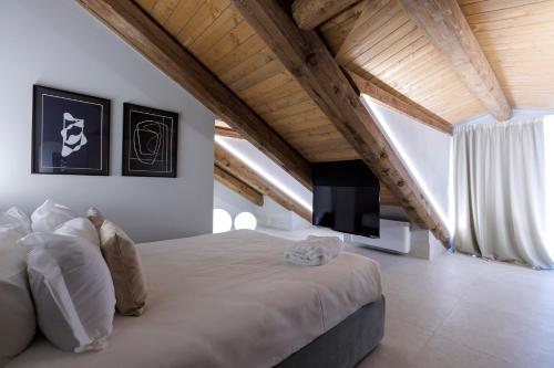Palazzo Bellezia Luxury Suites & Spa Room Type - Superior Queen Room
