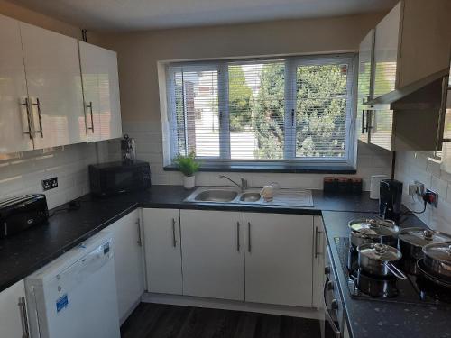 Lovely 4-bed House in Walmley, Birmingham (fotografie 8)