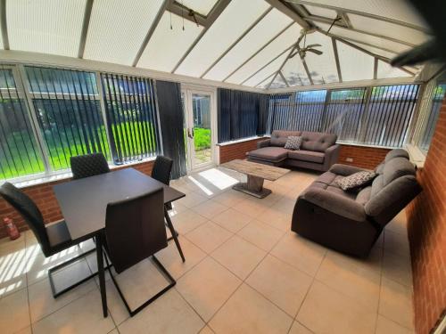 Lovely 4-bed House in Walmley, Birmingham (fotografie 9)
