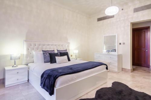 Bespoke Holiday Homes - Palm Jumeirah- 1 Bedroom North Residence - image 6