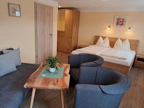 1 queen bed