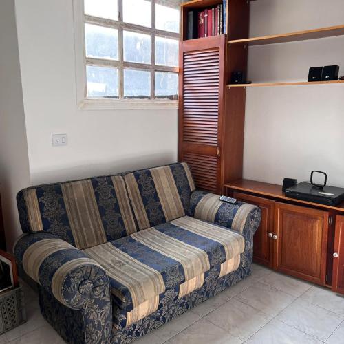 Two-Bedroom House image 4