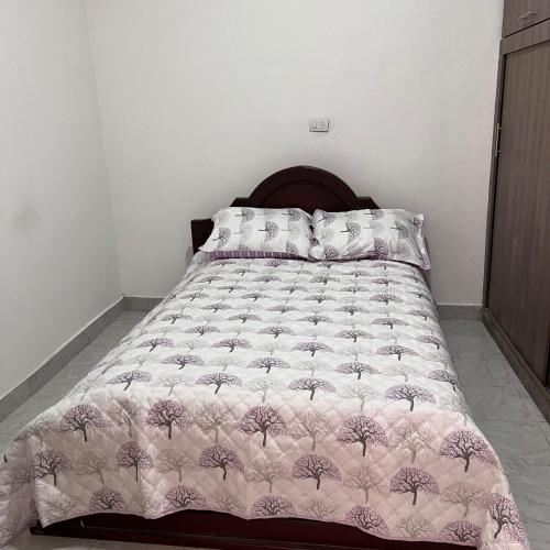 Two-Bedroom House image 2