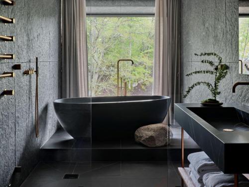 Eriksberg Hotel & Nature Reserve - image 2