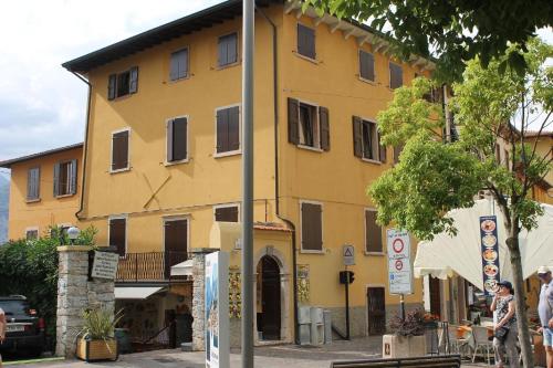 Wohnung in Malcesine mit Privatstrand - a82859