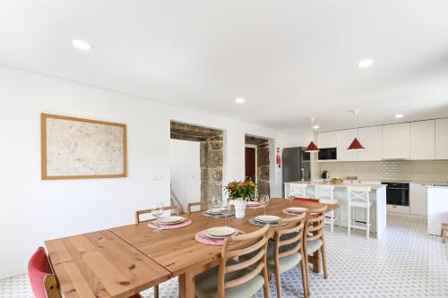 ห้องครัว, Quinta Rolim do Bouro By Sé Apartamentos (Quinta Rolim do Bouro By Se Apartamentos) in ซานตามาร์ตา โด โบว์โร