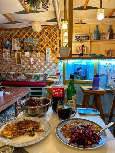 Vlora Backpackers Hostel & Bar LUNGOMARE, Vlorë (photo 3)