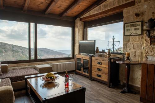 Villa Charaso Giorgio - private pool by Estia gîte à louer Kharasón