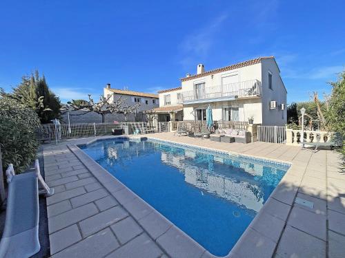 Poussan, Spacieuse villa familiale avec piscine - Location saisonnière - Poussan