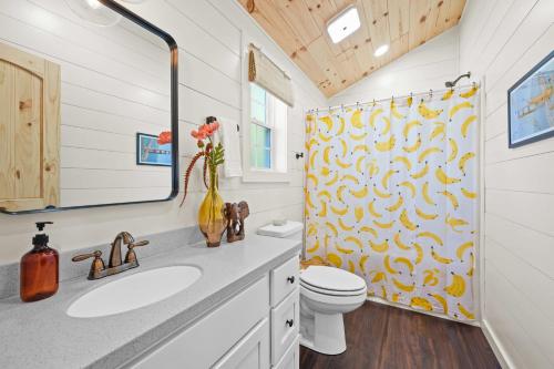 The Lodges at Eden Reserve - New Cabins Near Ark in Williamstown, USA