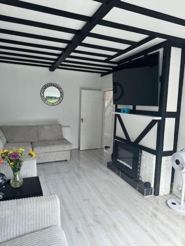 3 Bedrooms Birmingham Escape gîte à louer Holly Lane