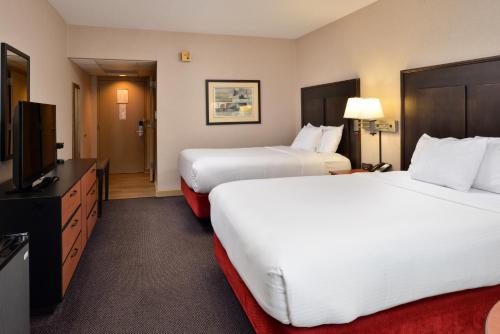 Hawthorne Inn & Conference Center - image 7