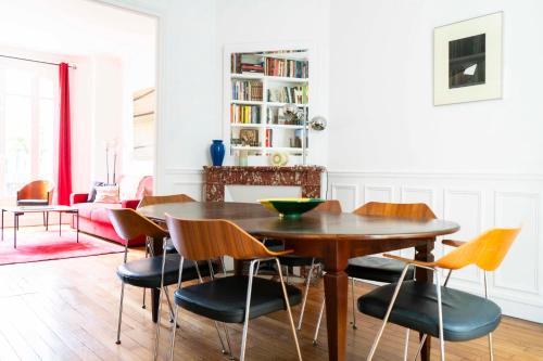 Duplex Apt Villa du Parc 19th - image 11