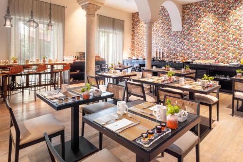 Eurostars Sevilla Boutique - image 11