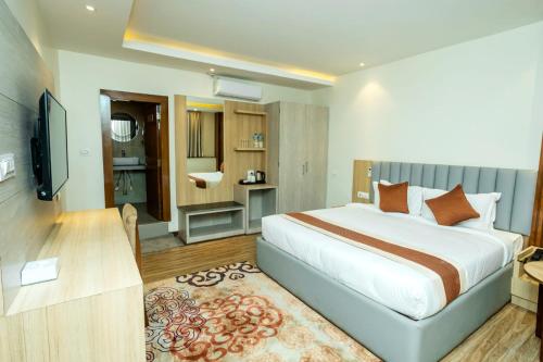 Double room, private bathroom