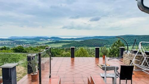 Borospince Vendeghaz in Pécsely