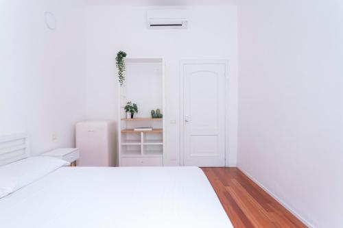New! Lovely & Friendly in Milan Center D, Mediolan