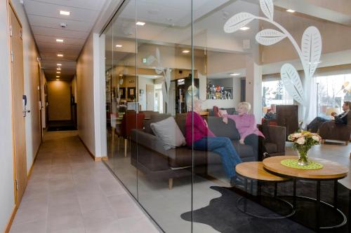 ล็อบบี้, HOSTEL TOIVOLA in เคมี