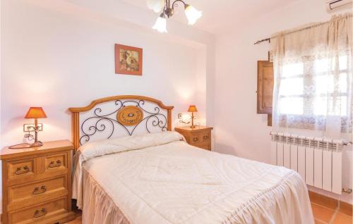 Eight-Bedroom Holiday Home in Iznajar - image 7